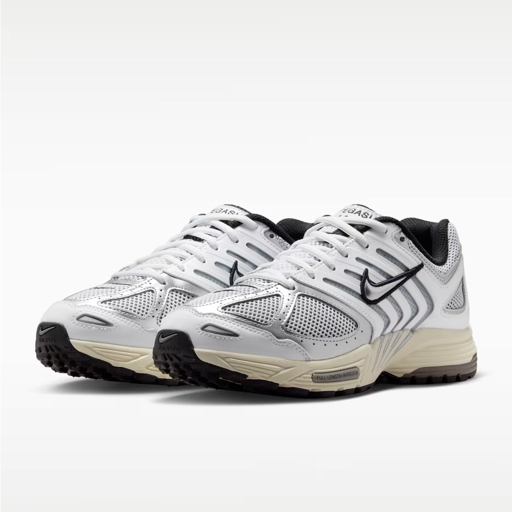 NWT Nike Air Pegasus 2005 Women's Shoes